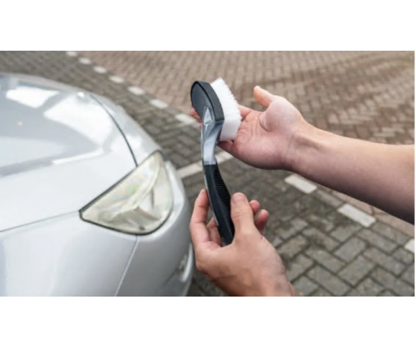 Щітка для очищення автомобільних шин Premium Tire Brush